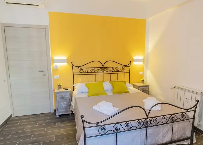 Le Di Teo Penzion La Spezia